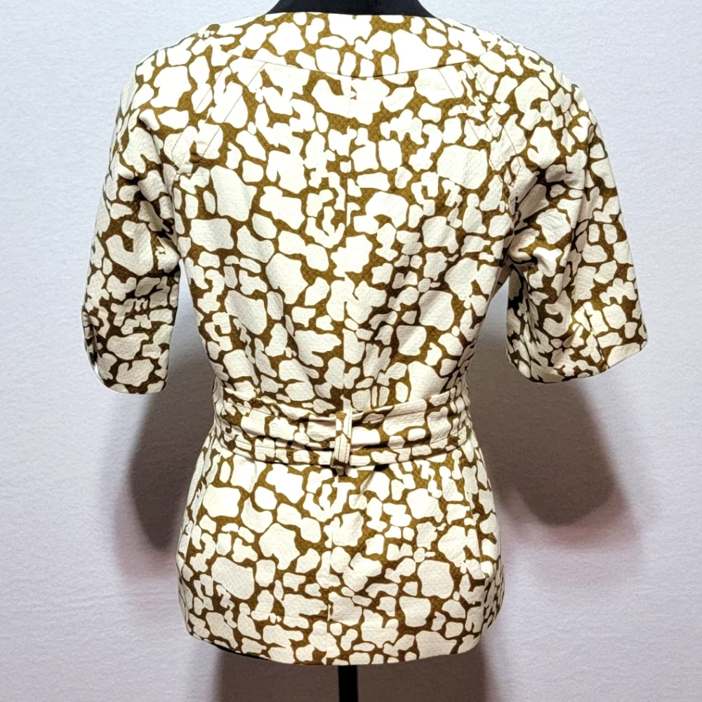 J. Crew Stylish Cream and Brown Women's Tailored Fit‎ Jacket SIZE 6. #744